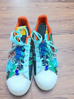 Adidas Superstar AEC Mens
Size 10 Shoes Super Earth
GX3823 Sean Wotherspoon